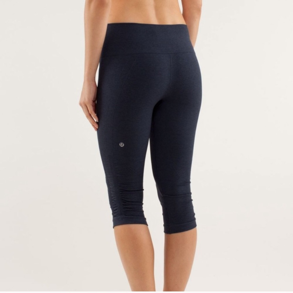 Lululemon In the Flow Crop
